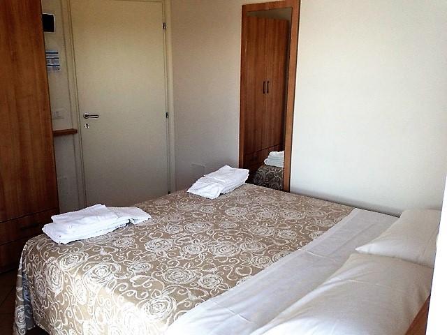 Hotel Madrid Riccione Buitenkant foto